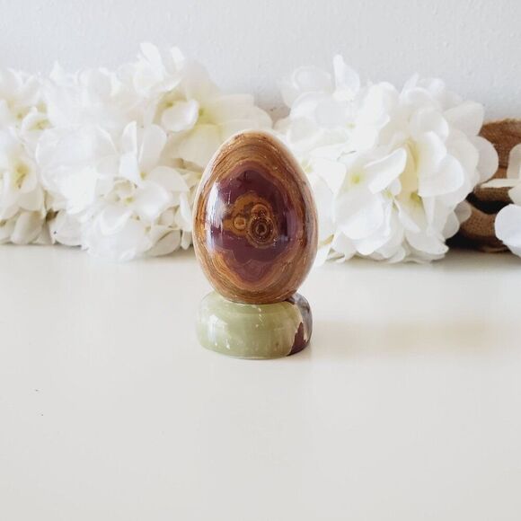 Pakistan Onyx Egg Stone with Vase - 4" Tall - Picture 5 of 12